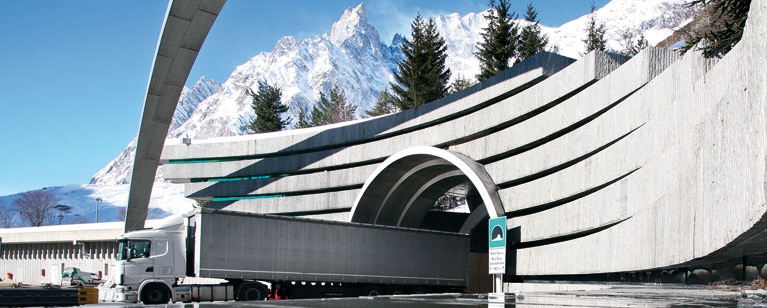 Val d’Aosta: al via la ristrutturazione un chilometro del traforo autostradale del Monte Bianco