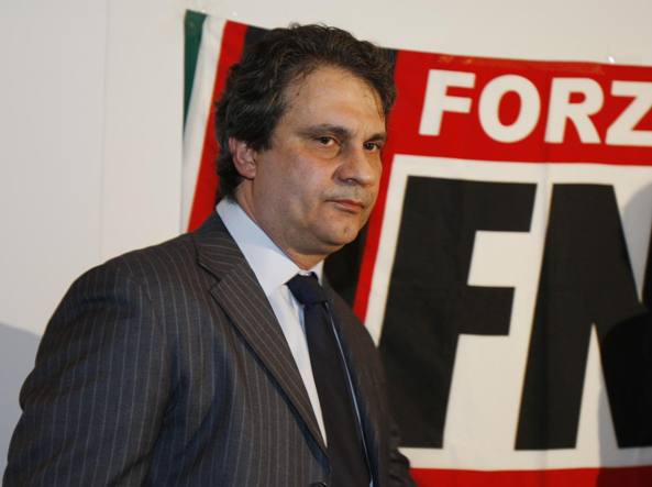 Twitter ha bloccato l’account di Roberto Fiore, il leader di Forza Nuova