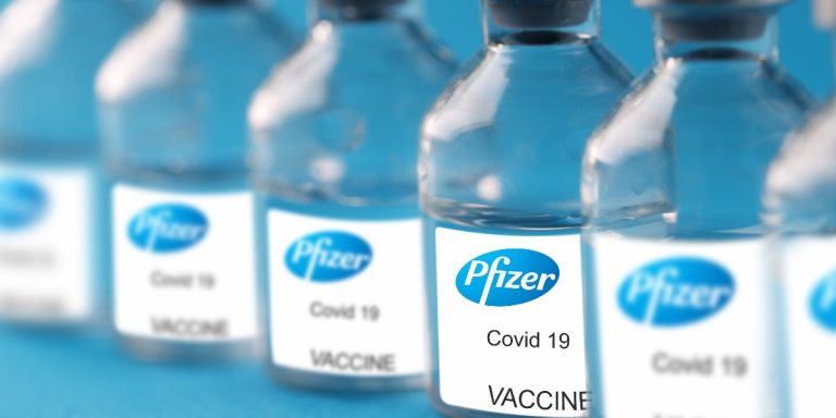 Coronavirus, nelle prossime ore arriverà in Italia un milione di dosi del vaccino di Pfizer