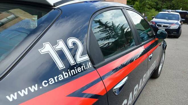 Melicucco (Reggio Calabria), teneva i genitori ultra 90enni segregati in casa in condizioni di totale abbandono e di disagio: arrestato un 64enne