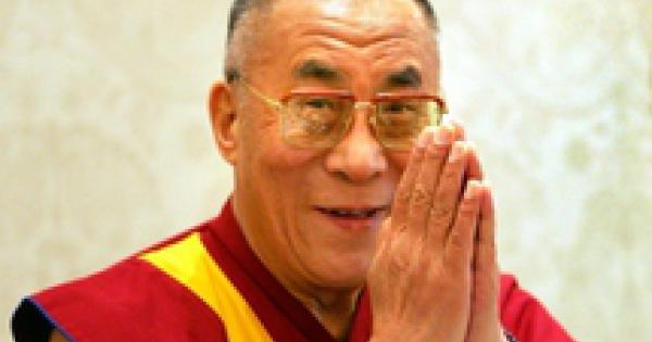 India: il Dalai Lama è stato vaccinato contro il Covid in un ospedale di Dharmsala
