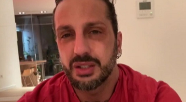 Fabrizio Corona denunciato per minacce contro i giudici di Milano