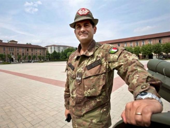 Coronavirus, la promessa del generale Figliuolo: “Entro luglio saranno vaccinati il 60% degli italiani”