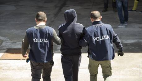 Torino, espulso tunisino 28enne che istigava sul web alla guerra santa