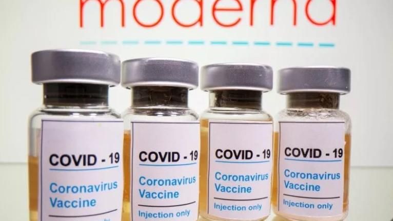 Coronavirus, l’Unione europea ha firmato un contratto con Moderna per 300 milioni di dosi del vaccino per il 2021-22