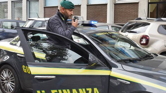 Trieste, sequestrate 480mila mascherine anti Covd non conformi alle norme di sicurezza