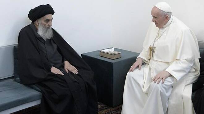 Iraq, Papa Francesco ha incontrato a Najaf il Grande Ayatollah Sayyd Ali Al-Sistani