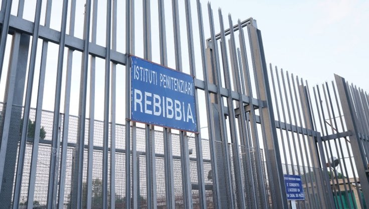 Rivolta al carcere di Rebibbia del marzo 2020: a giudizio 46 detenuti