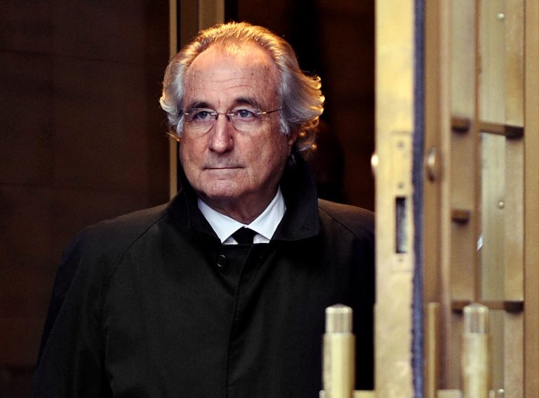 Usa, il re delle truffe finanziarie Bernie Madoff è morto in carcere a 82 anni
