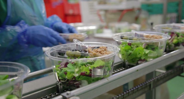 Alimentazione: in calo nel 2020 i consumi delle verdure già lavate e confezionate
