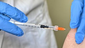 Covid, report dell’Iss: In Italia risultano vaccinati il 77,2% degli italiani over 12