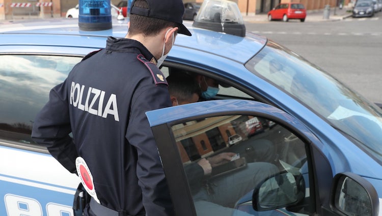 Termini, sgominata un’agguerrita baby gang che rapinava ragazzi sotto la metro