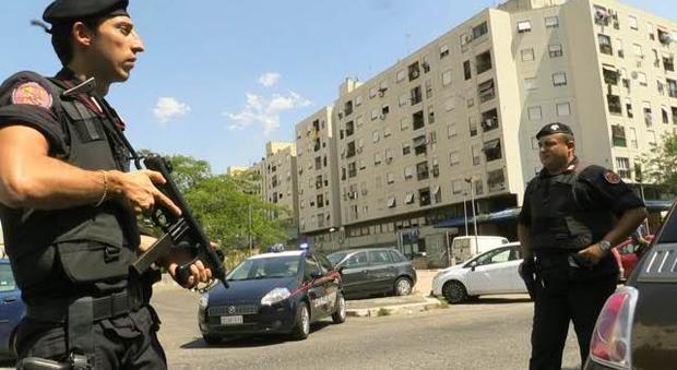 Tor Bella Monaca: decapitata la più grande piazza di spaccio della Capitale: 51 arresti