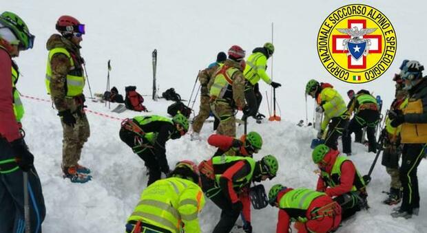 Friuli, due escursionisti sono morti travolti da una valanga in Valbruna e Chiusaforte