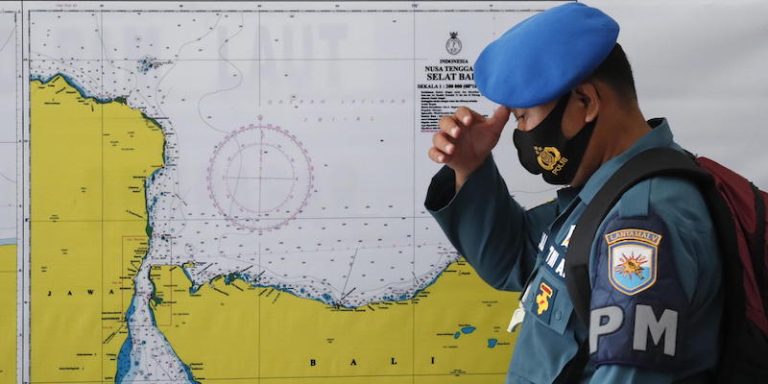 L’Indonesia intende recuperare il sottomarino affondato al largo della costa di Bali la scorsa settimana