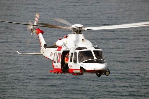Colpito da malore su un mercantile al largo delle coste di Civitavecchia: in soccorso un elicottero da Sarzana