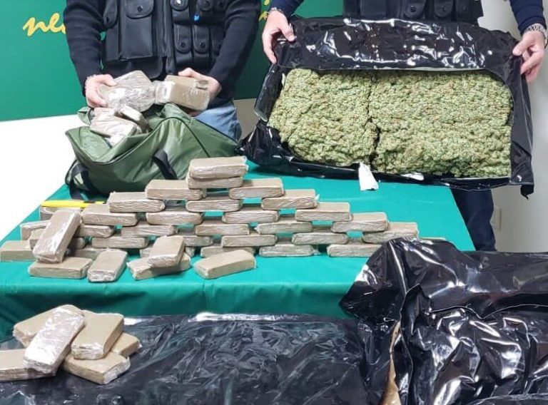 Catania, maxi sequestro di droga: 153 chili di hashish. Arrestate tre persone