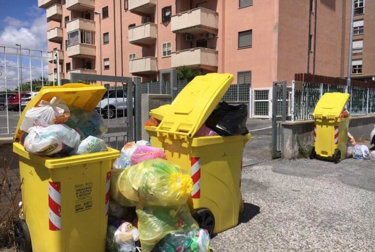 “Rifiuti, a distanza di quasi un anno ancora in una situazione di stallo”