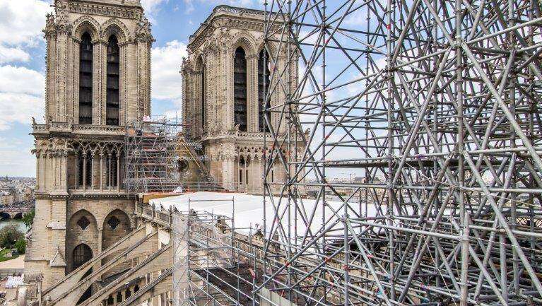 Parigi, due anni fa il rogo di Notre-Dame. Entro il 2024 i lavori di restauro saranno conclusi