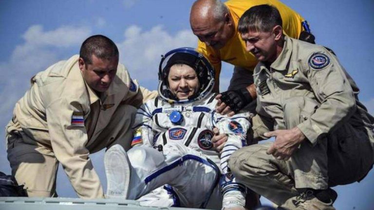 Tre astronauti della Stazione spaziale internazionale sono rientrati sulla Terra