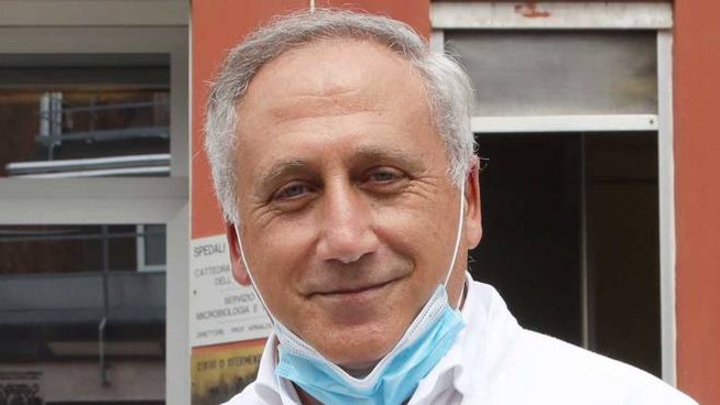 Covid, parla il virologo Arnaldo Caruso: “Nella lotta contro il coronavirus sarà importante prepararsi da ora a una terza dose di vaccino in autunno, almeno per le persone più a rischio”