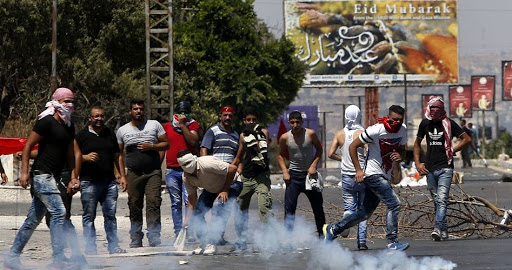 Gerusalemme est: 105 palestinesi feriti durante gli scontri avvenuti nei pressi della Porta di Damasco