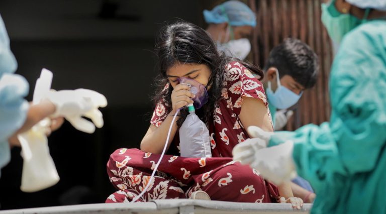 Coronavirus, l’Italia vieta gli ingressi dall’India fino al 30 maggio
