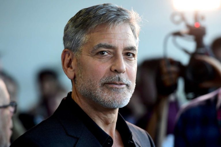 Cinema, l’attore e regista George Clooney spegne 60 candeline tra Oscar, impegno sociale e umanitario