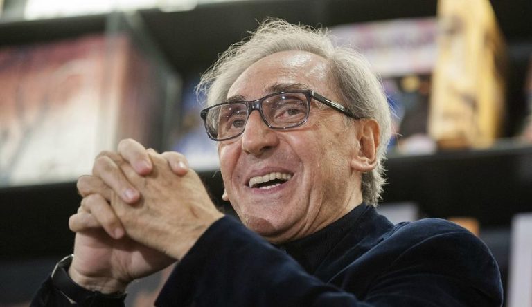 Musica, addio a Franco Battiato: le tante vite di un raffinato sperimentatore