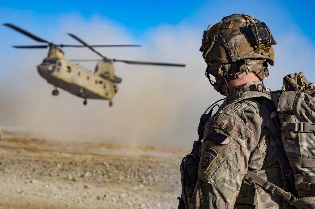 Afghanistan, dopo 20 anni gli Usa lasciano la base militare a Kandahar
