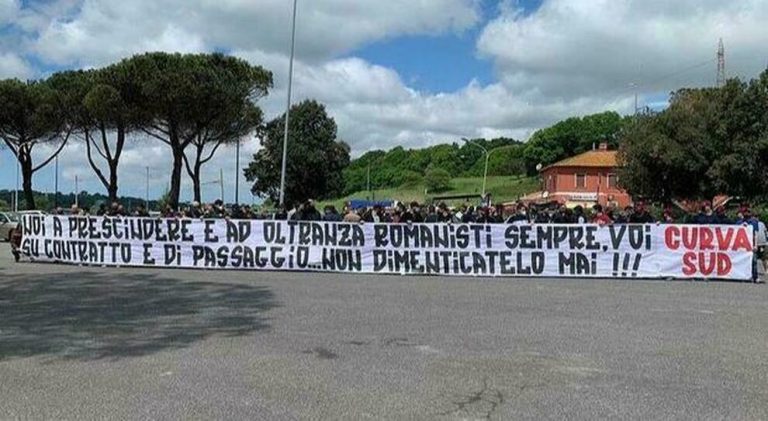 Trigoria: Confronto tra la squadra giallorossa e circa 200 tifosi sul nuovo corso con Mourinho
