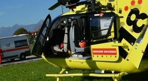 Valtrebbia (Piacenza), operaio 51enne muore schiacciato da un cancello di acciaio