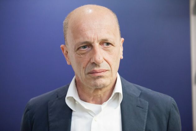 Editoria, Alessandro Sallusti lascia la direzione de “Il Giornale” dopo 12 anni