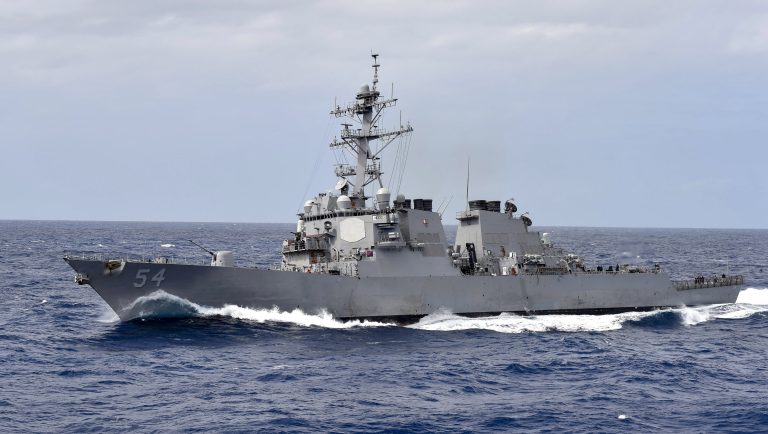 Gli Usa inviano navi militari nello stretto di Taiwan in funzione “anti Cina”