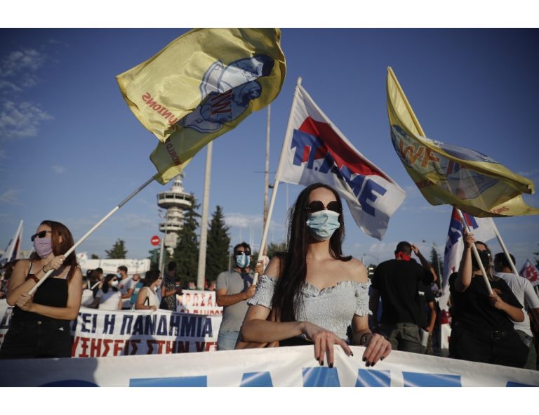 Grecia, scioperi e proteste di piazza contro la riforma del lavoro