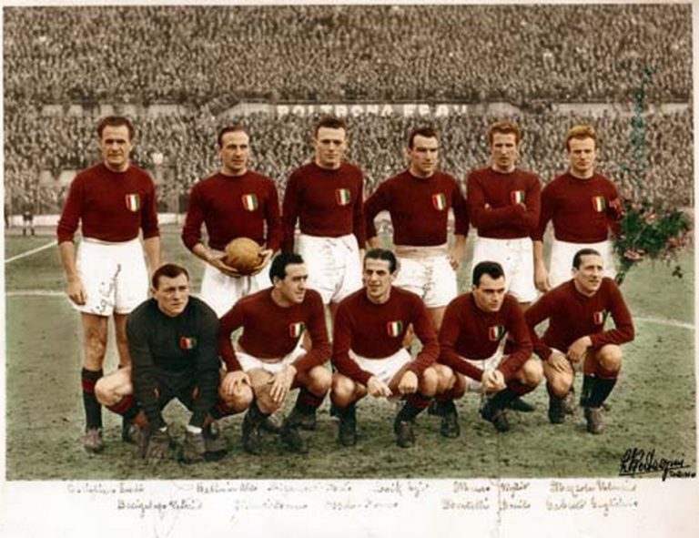 Superga, 72 anni fa la tragedia del disastro aereo in cui morirono tutti i giocatori del Torino
