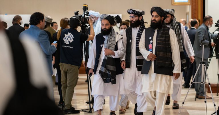 Afghanistan, i talebani promettono un “ambiente sicuro per diplomatici stranieri e operatori umanitari”