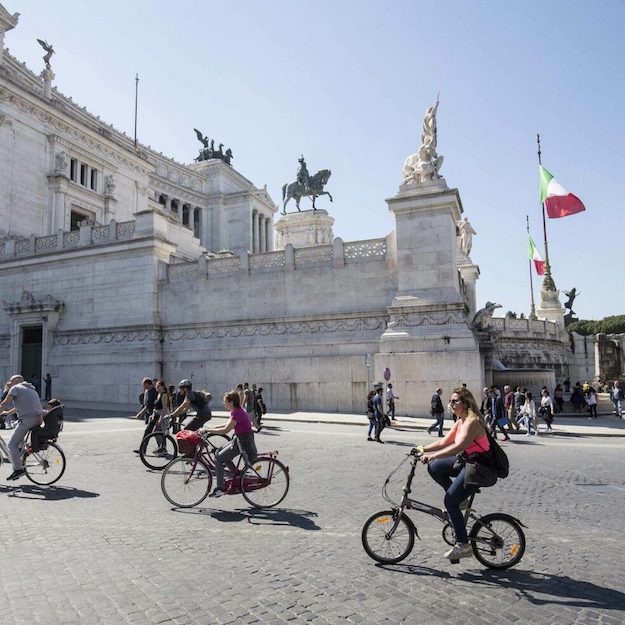 Domenica torna “Via Libera”: il circuito pedonale di 15 chilometri nella Capitale