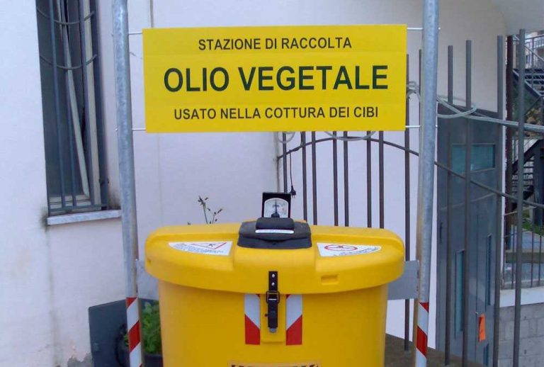 Conferimento oli vegetali esausti, posizionati altri 4 centri di raccolta