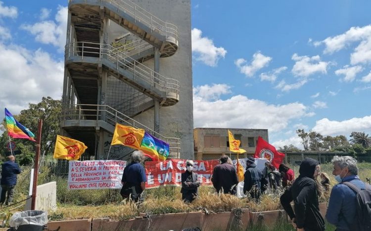 Emergenza Casa, scontro Tidei-Comitato