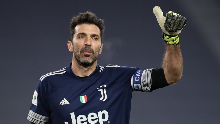 Calcio, l’annuncio di Buffon: “A fine stagione lascio definitivamente la Juventus”