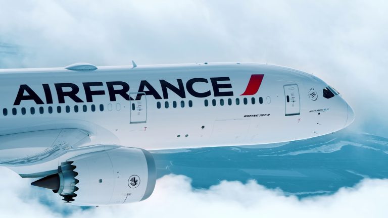 La compagnia aerea Air France sospende i voli sulla Bielorussia