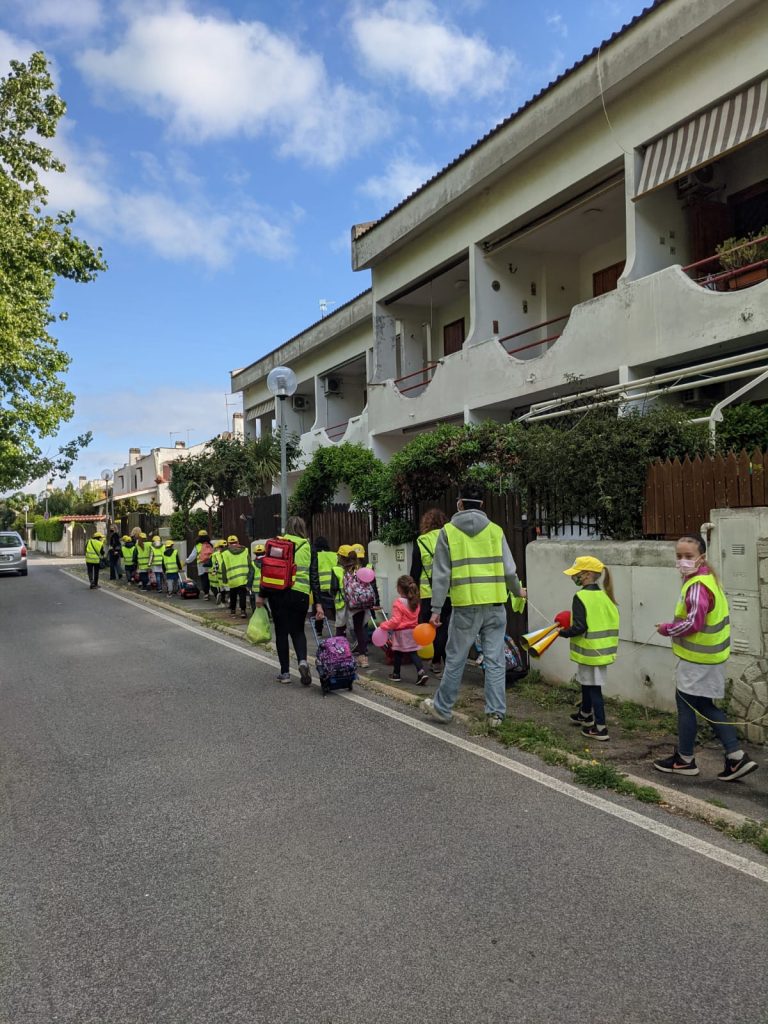 Scuola, riparte anche il Pedibus