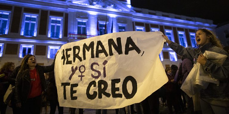 Spagna, allarme per l’alto numero di femminicidi: cinque uccisioni in sette giorni