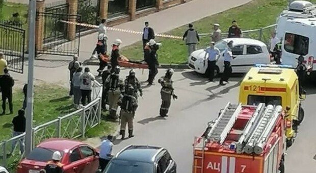 Russia, sparatoria a Kazan: è salito a 11 il numero dei morti nella scuola