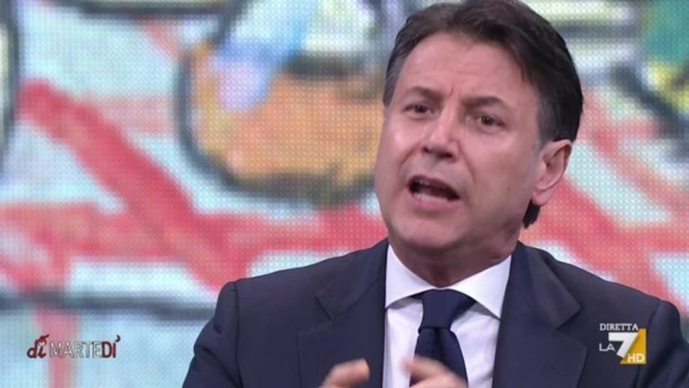 Caos M5S, Giuseppe Conte ribadisce: “La mia leadership non si basa sulle carte bollate”