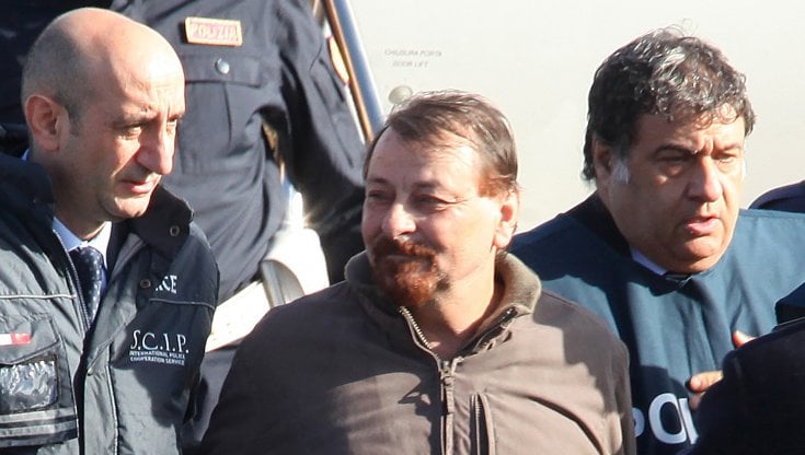 L’ex terrorista Cesare Battisti trasferito nel carcere di Ferrara