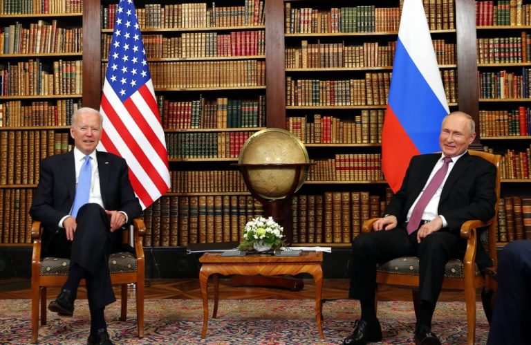Ginevra: positivo il summit tra Biden e Putin: “I rapporti fra Usa e Russia devono essere stabili e prevedibili”