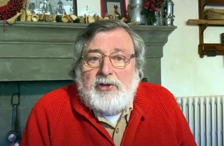 Musica, oggi Francesco Guccini spegne 81 candeline