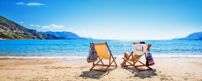 Il 73% degli italiani dichiara che andrà in vacanza questo anno: un dato in crescita rispetto alle previsioni 2020